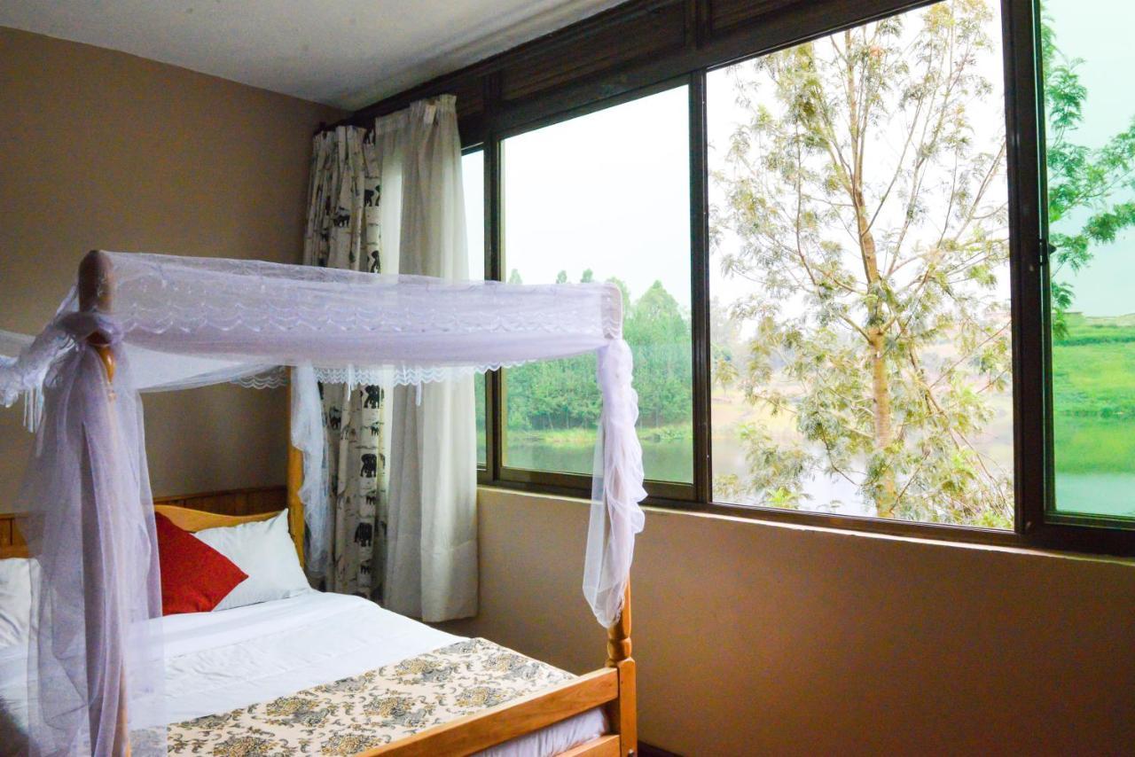 Bunyonyi Safaris Resort Kabale Exterior foto